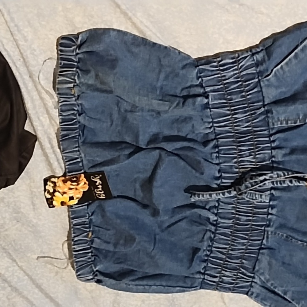 Jump Suit - Picture 2 of 6